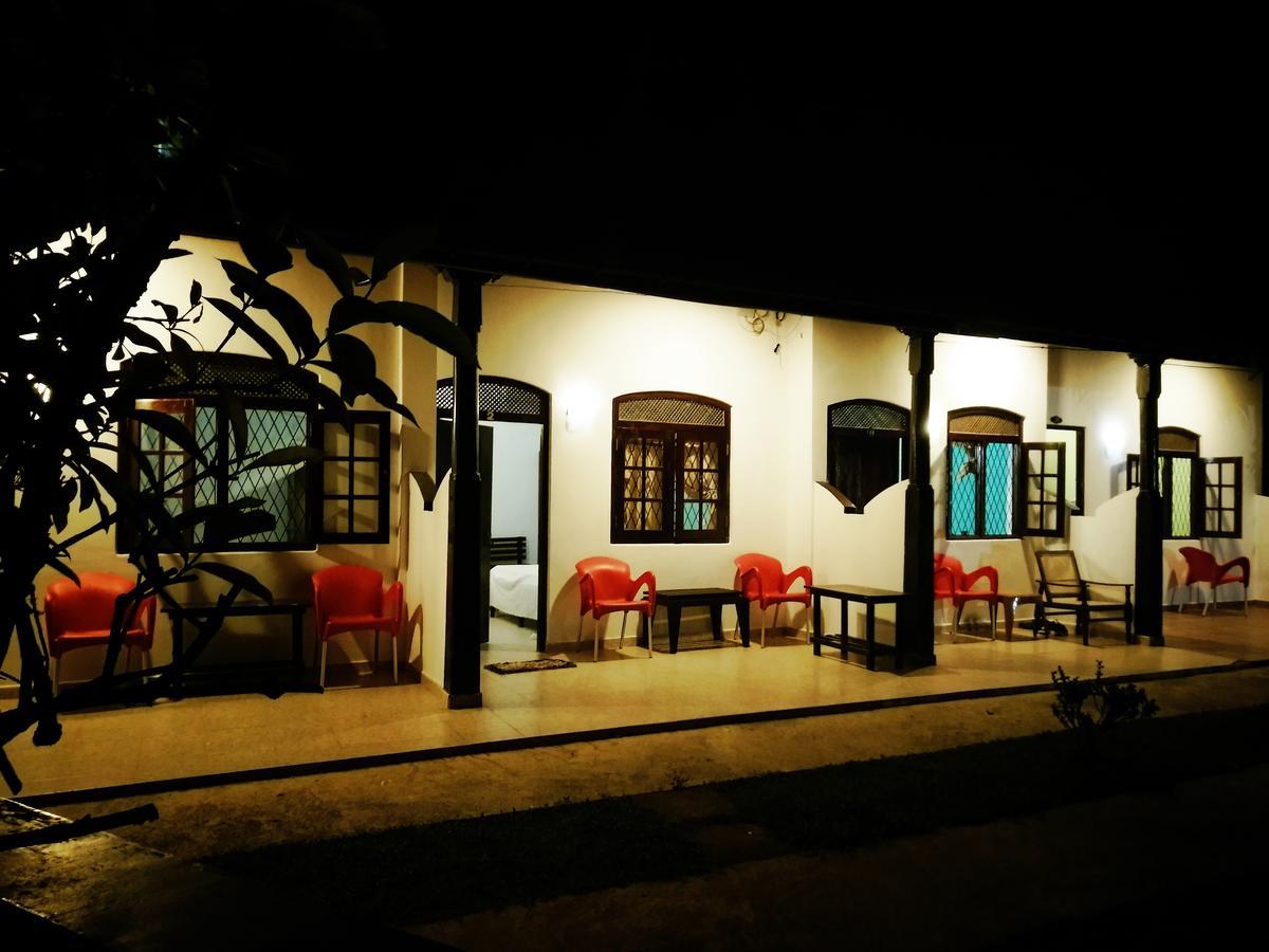 Sonri Villa Sea View Unawatuna Bagian luar foto